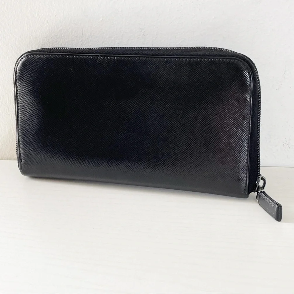 Authentic Prada Black Saffiano Leather Zip-Around Wallet - Picture 4 of 11